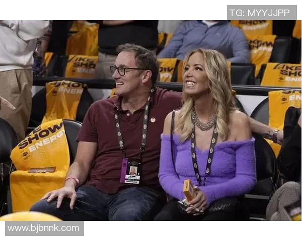 湖人女老板被控诉巴斯家族权力斗争愈演愈烈引发关注