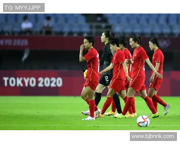 柬埔寨女足迎战马来西亚队争夺东南亚女子足球赛冠军荣耀