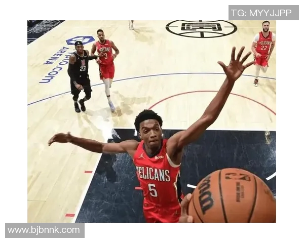 赫伯特琼斯的篮球之路与职业生涯成就分析 赫伯特琼斯的篮球之路与职业生涯成就分析