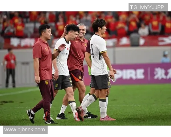 成都足球队实力分析与未来发展展望聚焦足球的魅力与挑战