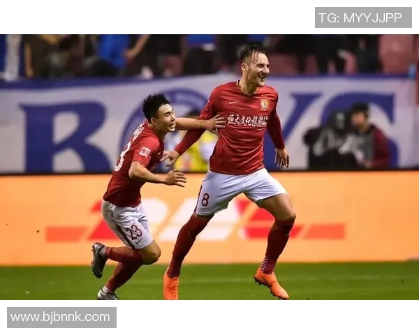 恒大与汉堡精彩对决集锦回顾赛场瞬间尽在眼前