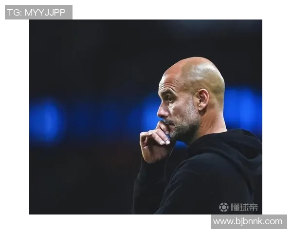 达尼洛在足球场上的精彩表现与职业生涯的辉煌历程分析