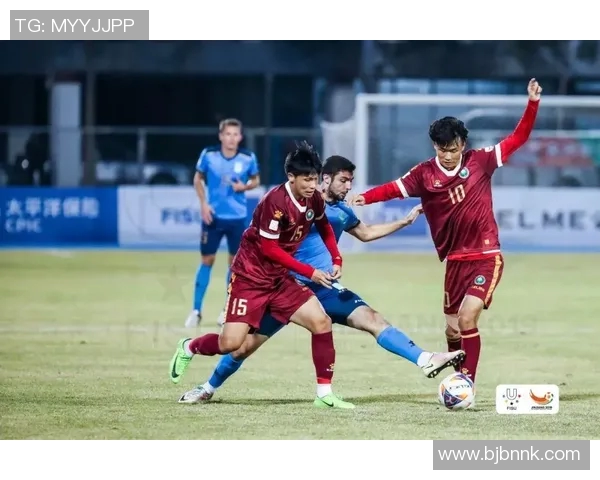 上海足球队的崛起与发展探索聚焦足球力量的背后故事