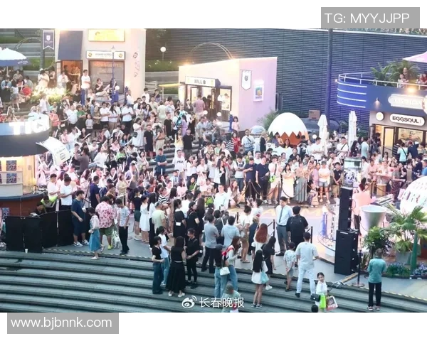 深圳滑板队的蜕变之旅:从街头文化到竞技舞台的纪实探索 深圳滑板队的蜕变之旅:从街头文化到竞技舞台的纪实探索